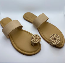 Load image into Gallery viewer, Sweetgrass Sandal.
